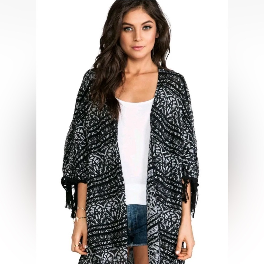 Free People Black Pattern Fringe Kimono Cardigan Size‎ M/L Rare ASO Selena Gomez